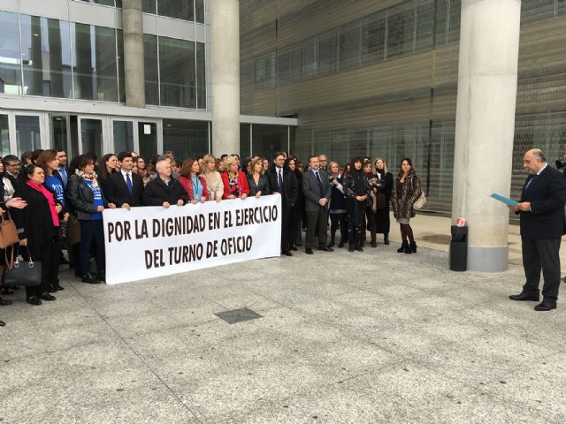 Los abogados de Murcia solicitan la modificación del reglamento de justicia gratuita con el objetivo de dignificar el Turno de Oficio - 1, Foto 1