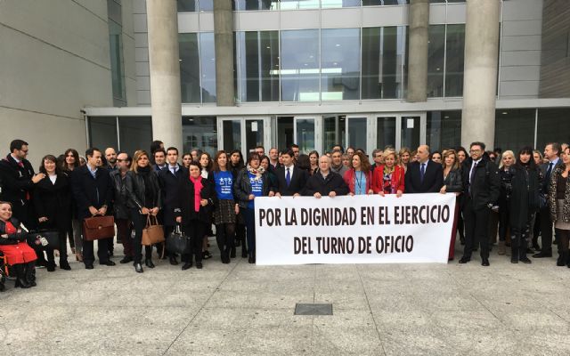 Los abogados de Murcia solicitan la modificación del reglamento de justicia gratuita con el objetivo de dignificar el Turno de Oficio - 2, Foto 2