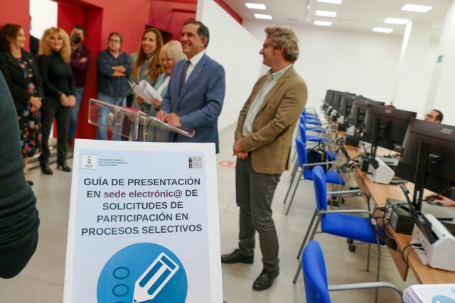 Un dispositivo extraordinario de Atención Ciudadana atenderá a las personas que deseen participar en la mayor convocatoria de empleo público en la historia del Ayuntamiento de Murcia - 2, Foto 2