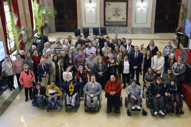 Murcia se iluminará de amarillo con motivo del Día de la Espina Bífida - 1, Foto 1