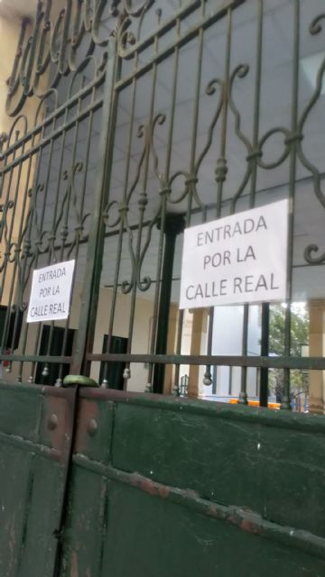 Educación cierra la puerta principal de la Casa del Niño por peligro de derrumbamiento - 3, Foto 3