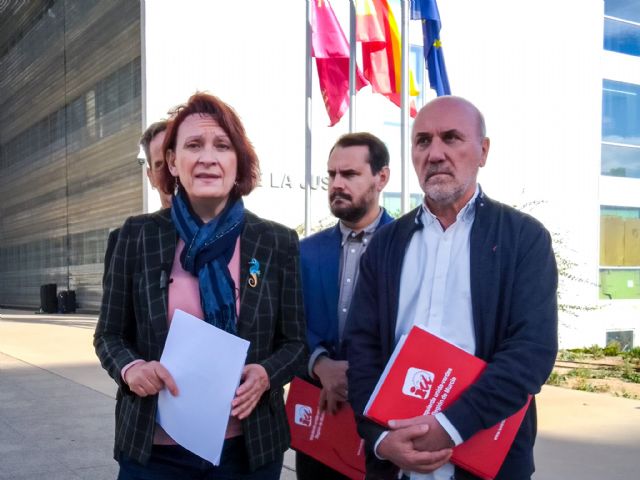 Izquierda Unida-Verdes y Podemos denuncian ante la Fiscalía las subidas ilegales en las tarifas del agua avaladas por el Gobierno regional - 3, Foto 3