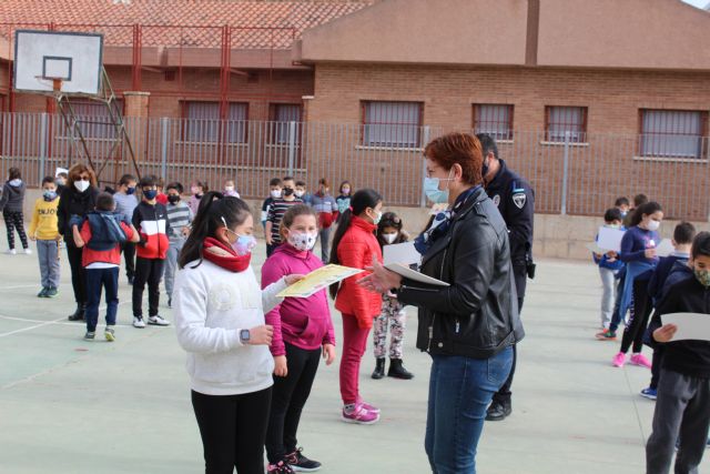 Entregan diplomas a niños y niñas de Jumilla - 3, Foto 3