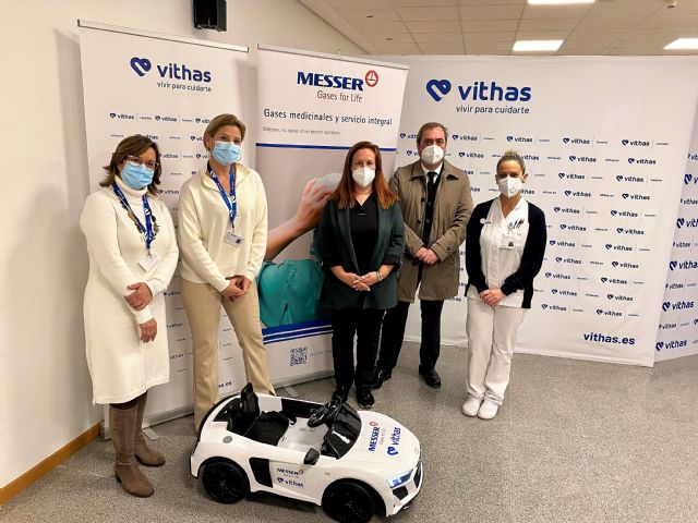 Un coche teledirigido conduce a los niños al quirófano en el Hospital Vithas Castellón - 1, Foto 1