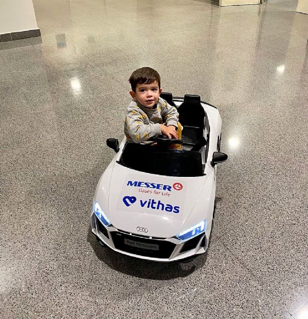 Un coche teledirigido conduce a los niños al quirófano en el Hospital Vithas Castellón - 2, Foto 2