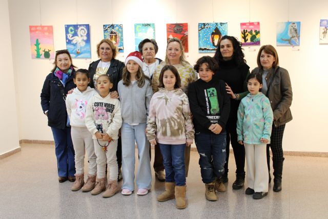 Los alumnos del taller de arte municipal exponen sus trabajos por Navidad - 2, Foto 2