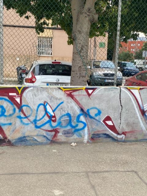 Sí Cartagena denuncia el estado de abandono de la pista deportiva del Ensanche Almarjal - 5, Foto 5