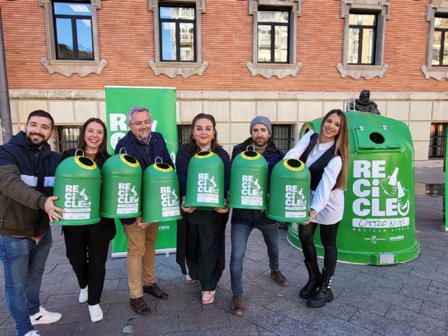 La Comunidad colabora con Ecovidrio en la campaña de sensibilización de recogida de envases de vidrio ´Recicleo, otro nivel´ - 1, Foto 1