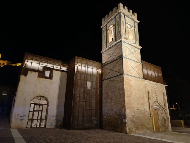 Detenida una persona por robar material del cuarto de baño de la antigua iglesia de San Pedro de Lorca - 1, Foto 1