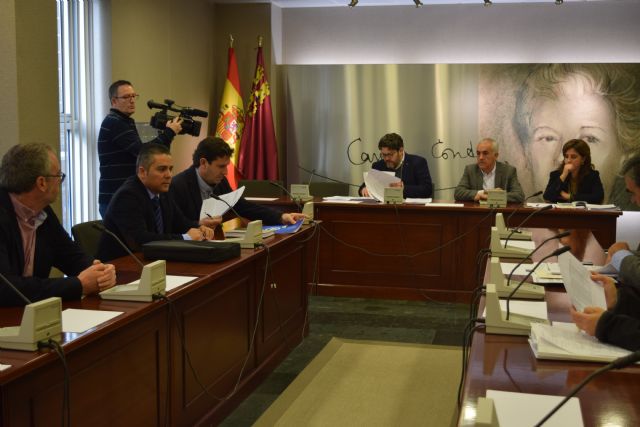 El PP rechaza el dictamen de la comisión de la Desaladora porque las conclusiones son subjetivas y estaban redactadas desde el inicio - 1, Foto 1