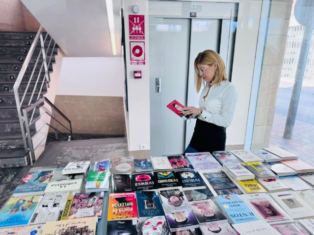 La Red Municipal de Bibliotecas de Lorca amplía sus fondos con más de 1.800 nuevos libros para todas las edades - 1, Foto 1