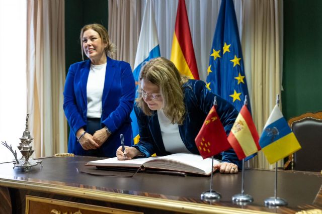 La presidenta de la Asamblea Regional de Murcia visita el Parlamento de Canarias - 3, Foto 3