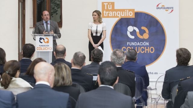 El presidente de la Comunidad expresa el apoyo del Gobierno a iniciativas que destinen recursos a los más necesitados - 1, Foto 1