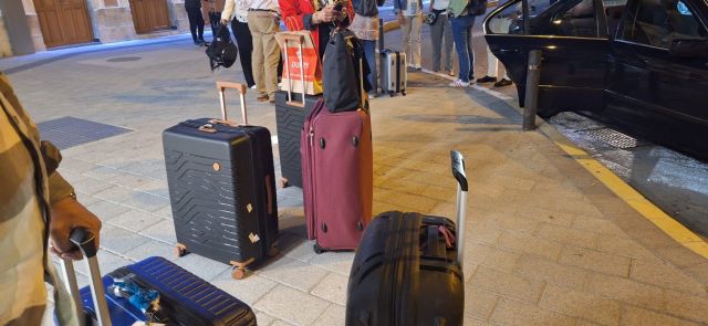 MC: Renfe abandonó anoche en Murcia a los pasajeros con destino Cartagena y Torre Pacheco - 2, Foto 2