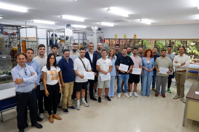 El SEF forma a 18 nuevos operadores de planta química para impulsar el empleo industrial El SEF forma a 18 nuevos operadores de planta química para impulsar el empleo industrial