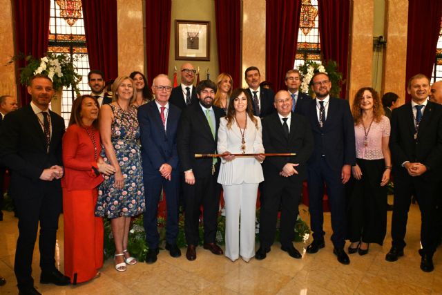 López Miras: 'Rebeca Pérez va a ser una alcaldesa para todos' López Miras: 'Rebeca Pérez va a ser una alcaldesa para todos'