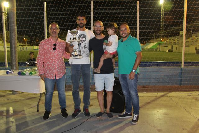 New Castelar Clizama se proclamó campeón del XV Trofeo alcaldesa de futbol 7 - 1, Foto 1