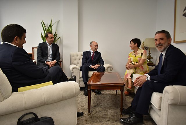 Isabel Rodríguez se reúne con los nuevos delegados del Gobierno en Galicia, Aragón y Murcia - 1, Foto 1