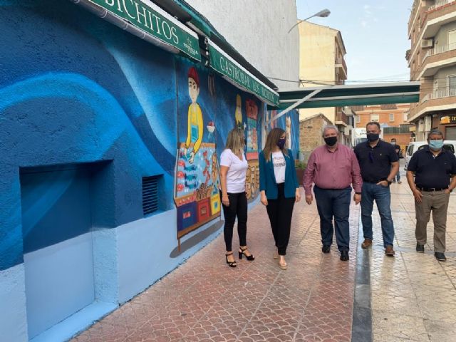 Un nuevo mural de 25 metros decora la zona comercial de Cabezo de Torres - 2, Foto 2