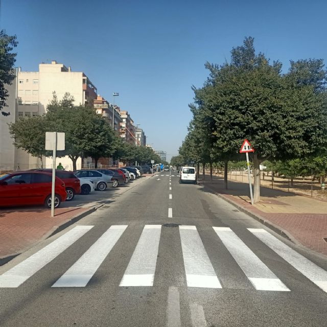 El Proyecto Recupera incrementa la seguridad vial en Santiago el Mayor con el repintado de las marcas viales - 3, Foto 3