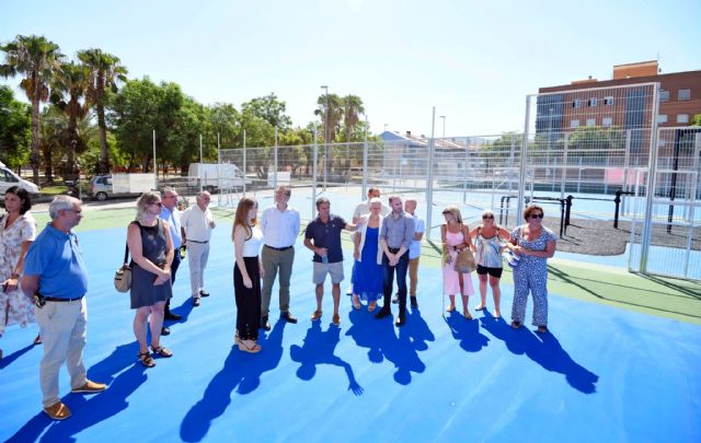 Más de 25.000 vecinos de El Palmar se beneficiarán de las nuevas pistas deportivas en la Plaza de la Democracia - 1, Foto 1