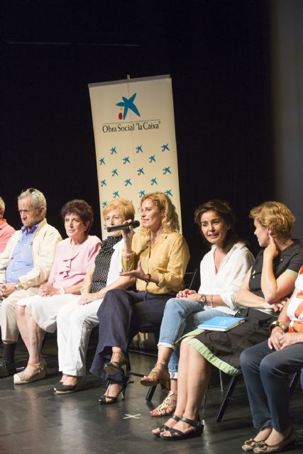 Blanca Marsillach y la Obra Social “la Caixa” viajan a Murcia con un proyecto para involucrar a las personas mayores en las artes escénicas - 2, Foto 2
