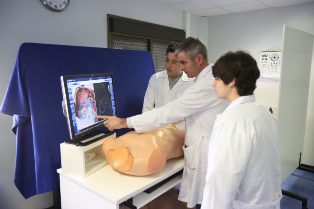 La UCAM, entre las diez mejores universidades de España para estudiar Medicina - 2, Foto 2