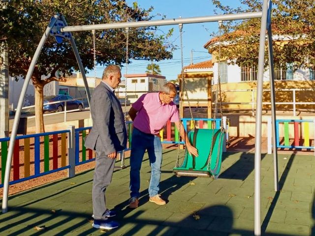 El Ayuntamiento acomete las obras de mejora del parque de Ramonete, con nuevos juegos infantiles, inclusivos y bio saludables - 3, Foto 3