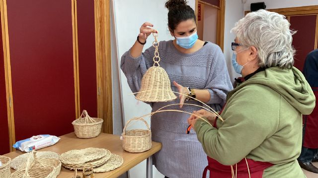 Finaliza un taller de artesanía dirigido a mujeres vulnerables - 2, Foto 2