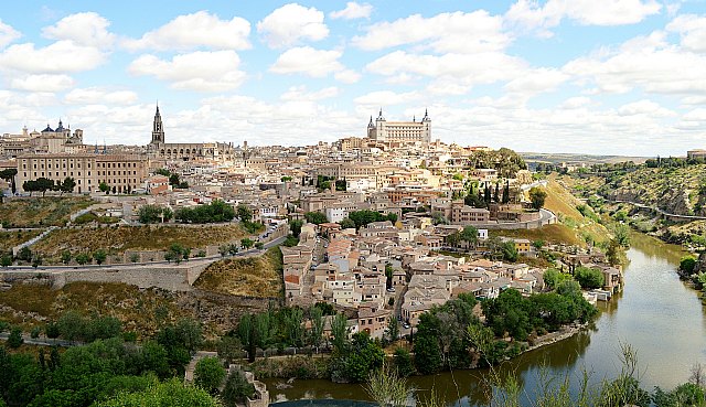 El trabajo híbrido reactiva las ciudades de provincia: El talento no solo está en Madrid y en Barcelona - 1, Foto 1