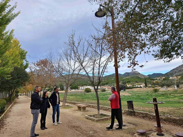 El Ayuntamiento de Caravaca dota de iluminación al segundo tramo del Camino del Huerto - 2, Foto 2