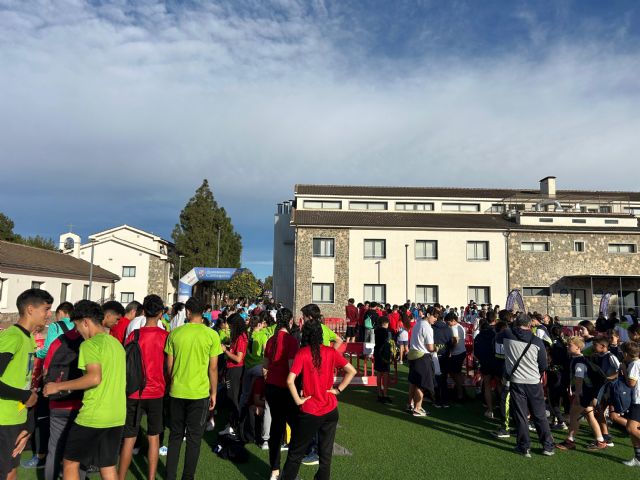 Más de 700 jóvenes llenan de deporte el Campus UCAM Cartagena en el VII 'Cross de Los Dolores' - 1, Foto 1