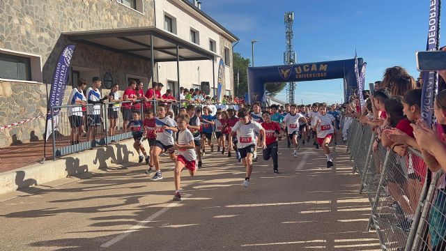 Más de 700 jóvenes llenan de deporte el Campus UCAM Cartagena en el VII 'Cross de Los Dolores' - 4, Foto 4