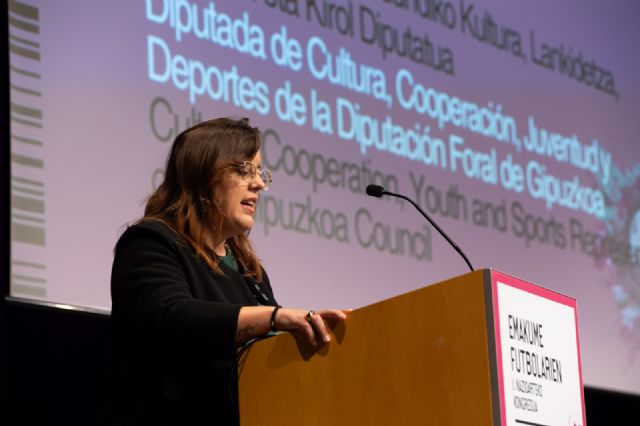 El fútbol femenino reivindica su lugar: comienza el primer congreso internacional - 1, Foto 1