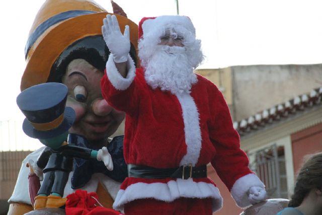 Papá Noel llena de luz e ilusión las calles de Puerto Lumbreras - 2, Foto 2