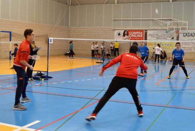 El pabellón 'Mireia Belmonte', escenario de una jornada escolar de bádminton - 3, Foto 3