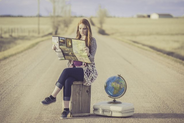 El 27 % de los españoles invertiría el premio de la Lotería de Navidad en viajar - 1, Foto 1