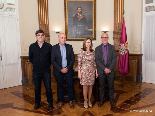 Dos inspectores de servicios toman posesion en el Palacio Consistorial - 1, Foto 1