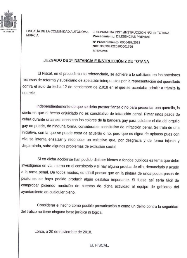 Juan José Cánovas hace pública la exposición del fiscal sobre la querella de los pasos de cebra, Foto 1