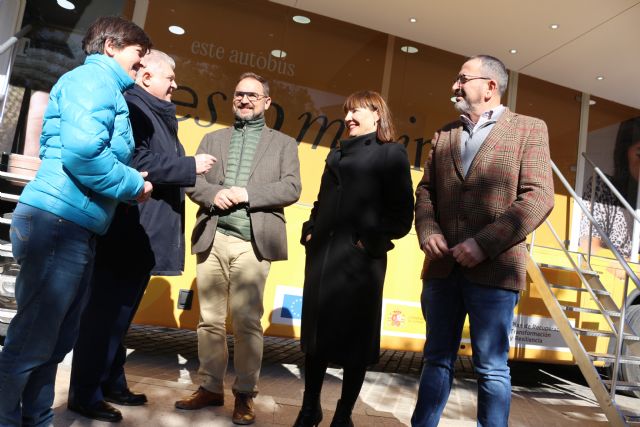 El delegado del Gobierno destaca la incidencia del Ingreso Mínimo Vital en la reducción de la pobreza infantil en la Región de Murcia - 2, Foto 2