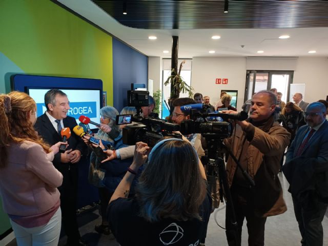 El Gobierno regional ubica la Escuela de Enfermería de Cartagena en un edificio propio que actualmente es la sede de la UNED - 1, Foto 1