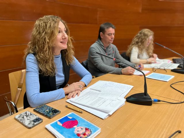 El Ayuntamiento de Murcia presenta la Guía de Gestión de los Centros Sociales de Mayores del municipio - 2, Foto 2