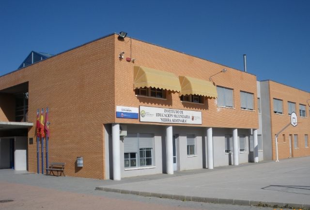 El Ayuntamiento anuncia la implantación el próximo curso de un nuevo Bachillerato de Humanidades y Ciencias Sociales en el IESO Sierra de Almenara de Purias - 1, Foto 1