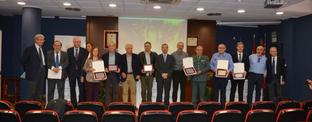 El Colegio de Abogados premia a 'El escarabajo verde' de TVE por su defensa del medio ambiente - 1, Foto 1