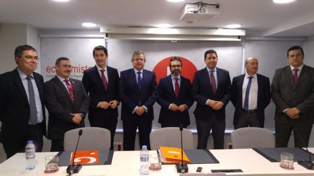 El Gobierno regional apuesta por la dársena de El Gorguel para consolidar la internacionalización del Puerto de Cartagena - 1, Foto 1