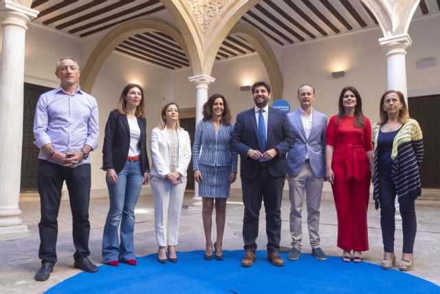 López Miras presenta 10 medidas para cumplir los primeros 100 días de Gobierno, refuerzo mi compromiso con la Región - 1, Foto 1