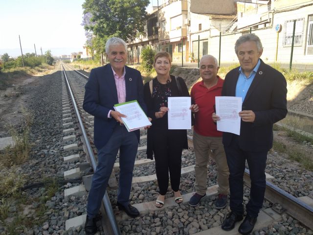 Los candidatos de Alcantarilla y Javalí Nuevo firman un acuerdo para hacer frente común por la variante ferroviaria ante el Gobierno de España - 3, Foto 3