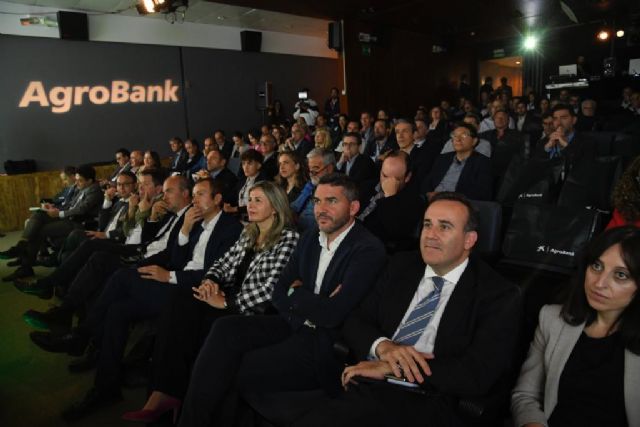 CaixaBank pone el foco en la innovación, la sostenibilidad y el agua como los retos del sector agroalimentario en la Región de Murcia - 2, Foto 2