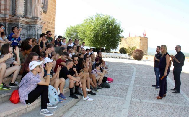 Corresponsales juveniles de 64 centros de la Región despiden el curso en Caravaca - 2, Foto 2