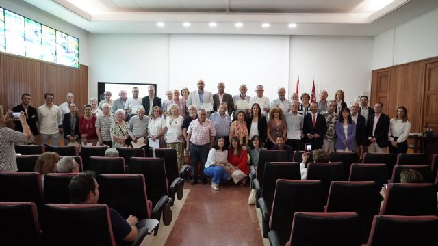 150 mayores de 55 años con patología cardiaca participan en un plan piloto para monitorizar su hogar y proporcionarles una vida más autónoma - 1, Foto 1